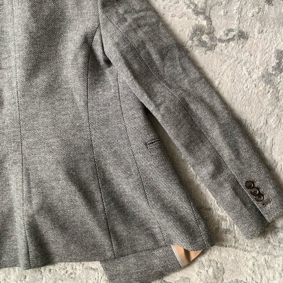 Banana Republic Wool Blazer with Removable Faux Fur - Picture 10 of 13